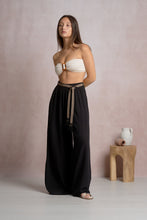 Load image into Gallery viewer, wide leg flowy pants - black
