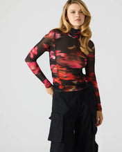 Load image into Gallery viewer, Taylor Flurry Top - Floral
