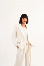 Load image into Gallery viewer, Linen Blazer - Offwhite
