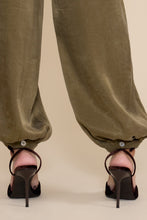 Load image into Gallery viewer, Sam Pants - Olive

