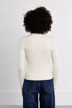 Load image into Gallery viewer, Zipper collar sweater - White
