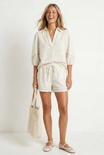 Load image into Gallery viewer, Puff sleeve Linen Blouse - Offwhite
