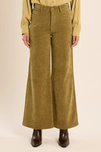 Load image into Gallery viewer, corduroy pants - Olive
