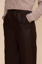 Load image into Gallery viewer, Faux leather pants - Brown
