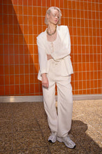 Load image into Gallery viewer, Straight Trousers - White
