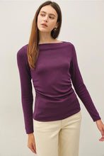 Load image into Gallery viewer, Ribbed Boatneck LS Tee - eggplant
