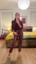 Load image into Gallery viewer, Faux Leather suit blazer - Brown
