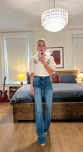 Load image into Gallery viewer, High Rise Bootcut - Diana
