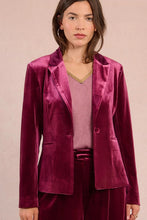 Load image into Gallery viewer, Velvet Jacket - dark red
