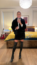 Load image into Gallery viewer, Faux fur jacket - Black
