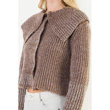 Load image into Gallery viewer, CROPPED KNIT COLLARD CARDI - BROWN

