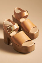 Load image into Gallery viewer, Open Toe Platform - Tan
