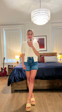 Load image into Gallery viewer, Puff sleeve cardign - Cream
