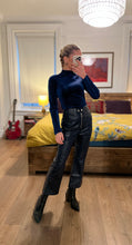 Load image into Gallery viewer, Faux Leather trousers - Navy
