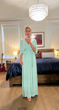 Load image into Gallery viewer, pleated plunge maxi set - mint
