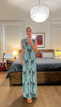 Load image into Gallery viewer, deep v maxi - turq print
