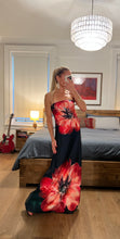 Load image into Gallery viewer, tube maxi dress - black red print
