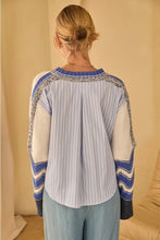 Load image into Gallery viewer, mixed stripe swtr top - white/blue

