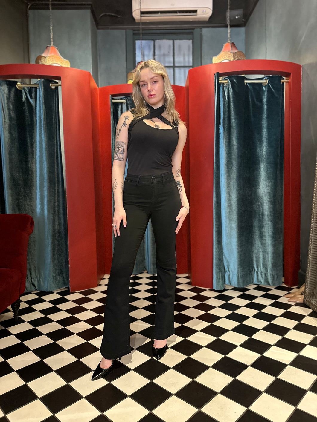 Hi Rise Slim Pants - Black
