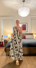 Load image into Gallery viewer, halter dress - seashell
