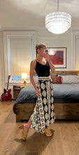 Load image into Gallery viewer, relaxed pants - seashell
