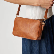 Load image into Gallery viewer, sky crossbody bag - tan
