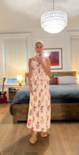 Load image into Gallery viewer, Floral Maxi Skirt - Multi
