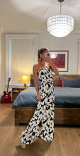 Load image into Gallery viewer, Strapless jumpsuit - BLK/WHITE
