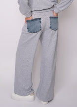 Load image into Gallery viewer, french terry w denim pants - grey melange
