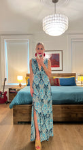 Load image into Gallery viewer, deep v maxi - turq print
