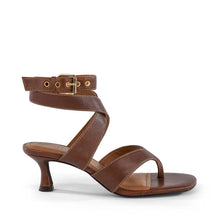 Load image into Gallery viewer, lucky sandal - chocolate
