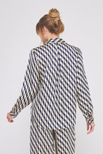 Load image into Gallery viewer, wavey sateen blouse - navy
