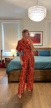 Load image into Gallery viewer, Short sleev tie top - Brick red
