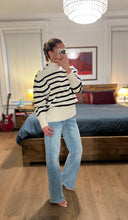 Load image into Gallery viewer, Marine Sweater - Navy

