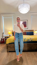 Load image into Gallery viewer, Short puff slv blouse - White/natural
