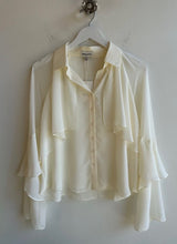 Load image into Gallery viewer, Alfred Ruffle Top - Ivory

