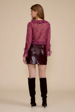 Load image into Gallery viewer, Faux leather mini skirt - Wine
