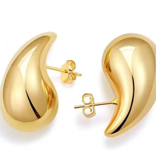 Load image into Gallery viewer, Ella Raindrop earring - Gold
