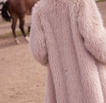 Load image into Gallery viewer, Faux fur Long coat - Taupe
