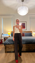 Load image into Gallery viewer, SEN FLARE PANTS - Brown
