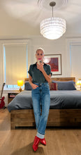 Load image into Gallery viewer, Mid rise straight jeans - Quick
