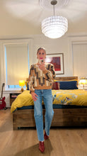 Load image into Gallery viewer, Block Sweater - Khaki
