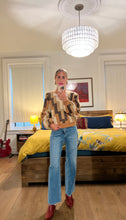 Load image into Gallery viewer, Block Sweater - Khaki
