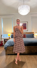 Load image into Gallery viewer, rapless top - Burgundy / cream
