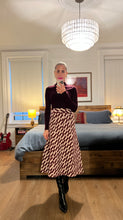 Load image into Gallery viewer, Knitted Long sleeve Top - Burgundy

