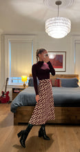 Load image into Gallery viewer, Knitted Long sleeve Top - Burgundy
