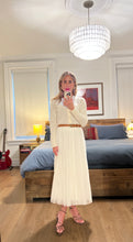 Load image into Gallery viewer, Pleated Tulle Skirt - Ivory

