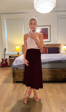 Load image into Gallery viewer, Satin Halter Top - Champagne
