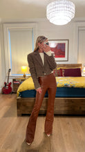 Load image into Gallery viewer, Cropped Blazer - Brown
