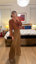 Load image into Gallery viewer, Lili Pants - Brown
